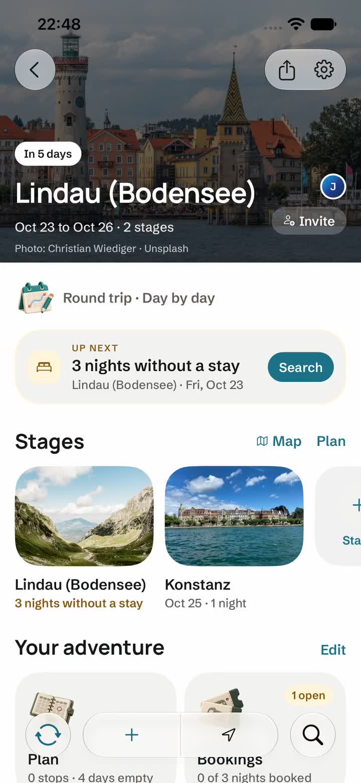 Bildschirm der Locins App: Eine Reise wird für offline gespeichert und bleibt ohne Internet lesbar
